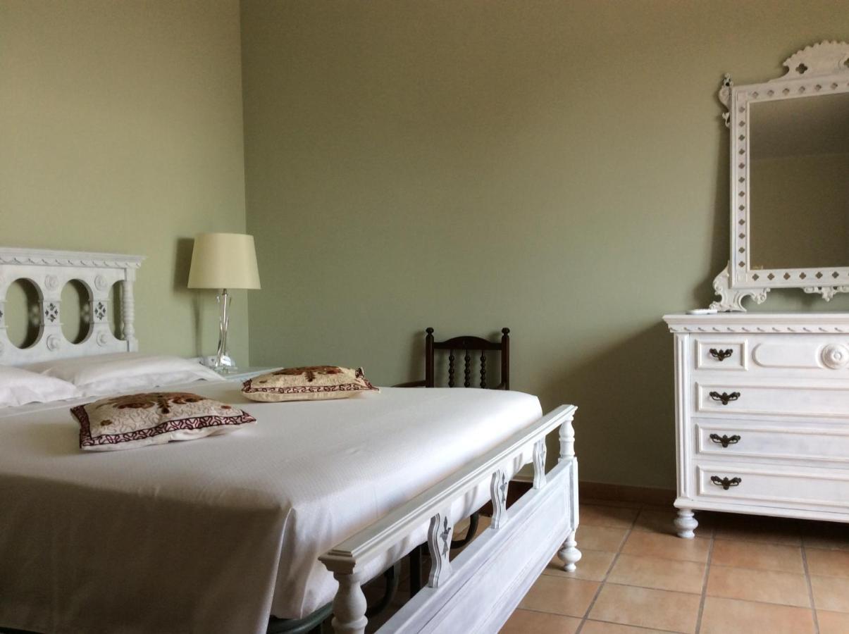 Bed and Breakfast Relais Le Folaghe Ladispoli Esterno foto