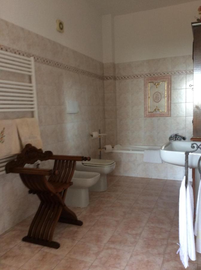 Bed and Breakfast Relais Le Folaghe Ladispoli Esterno foto